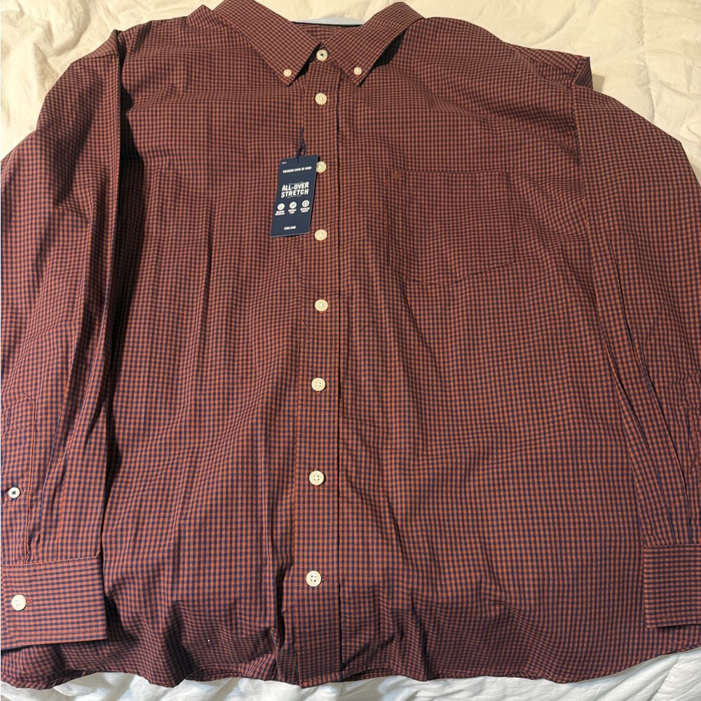 Izod Men's Red Check Button-Down Shirt